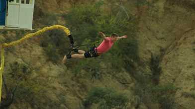 Bungee Bombers