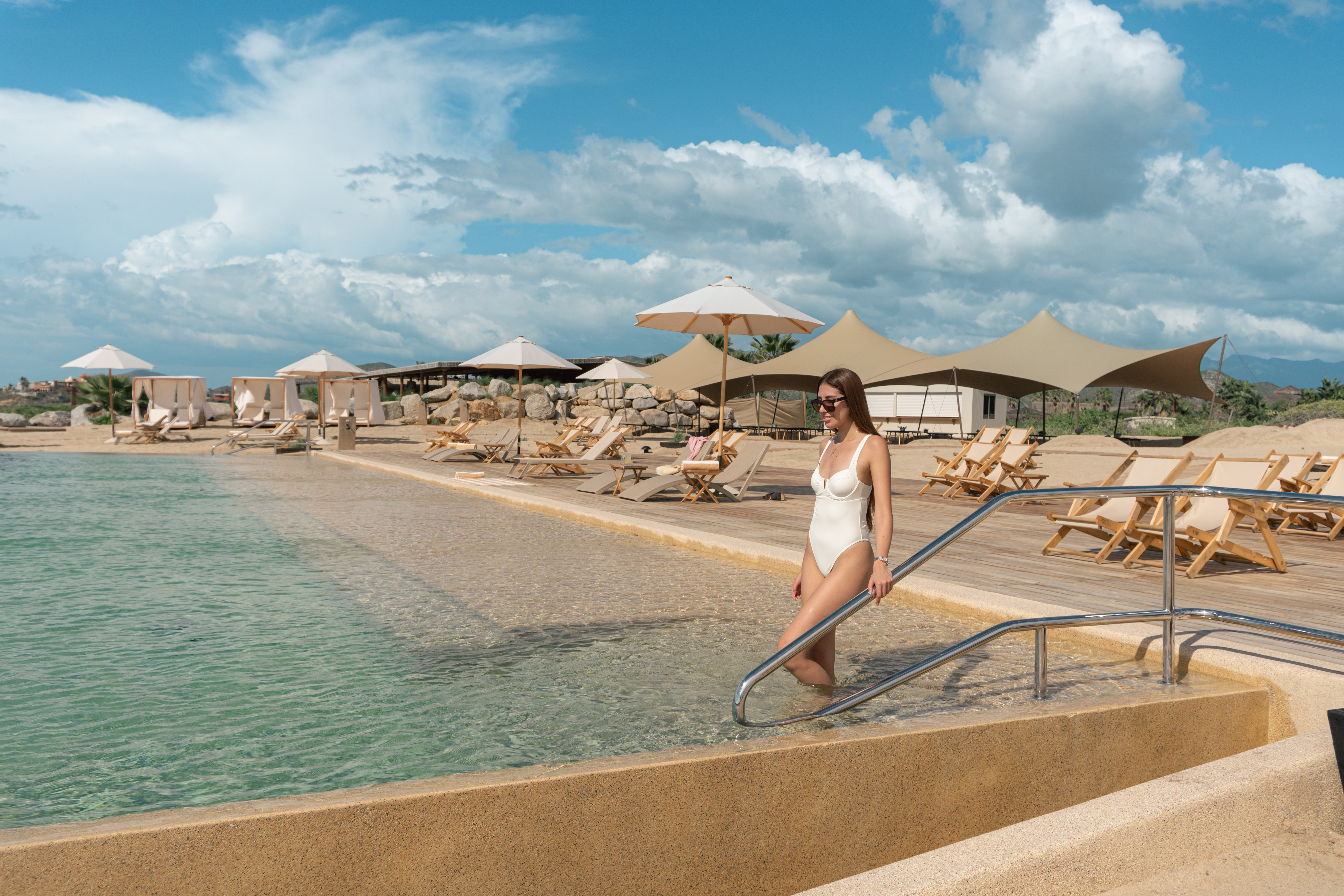 Tierra Sagrada & Beach Club 