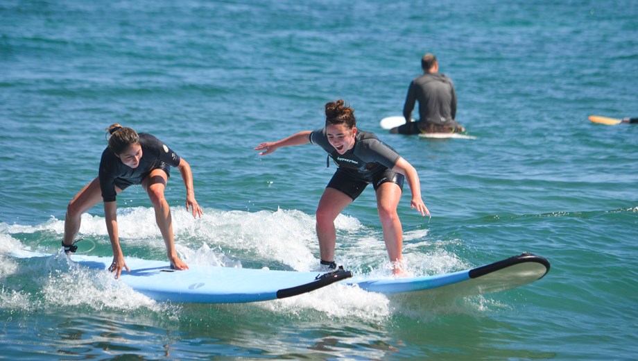 Lecciones de Surf en Costa Azul