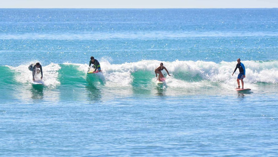 Lecciones de Surf en Costa Azul