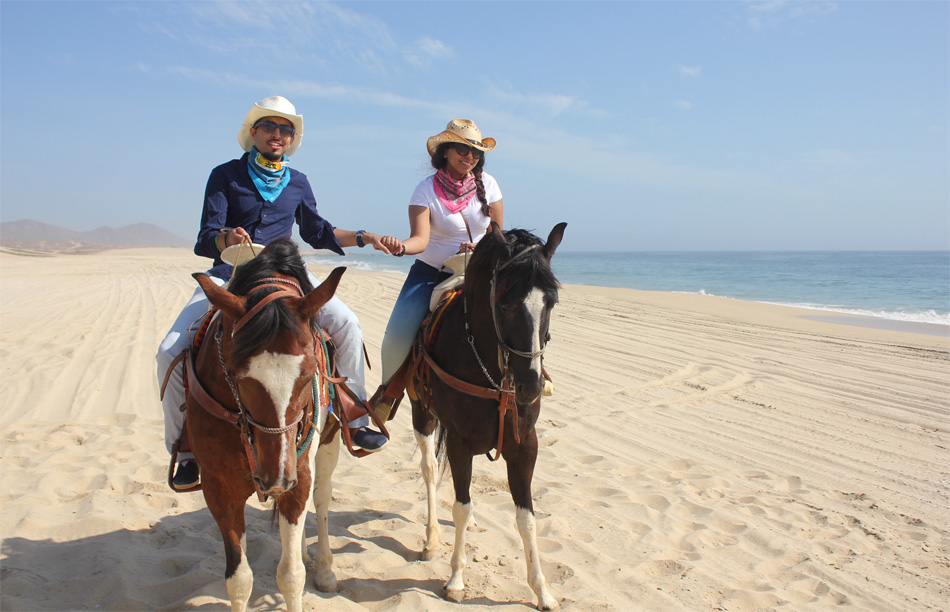Paseo en Caballo por Playa y Desierto 