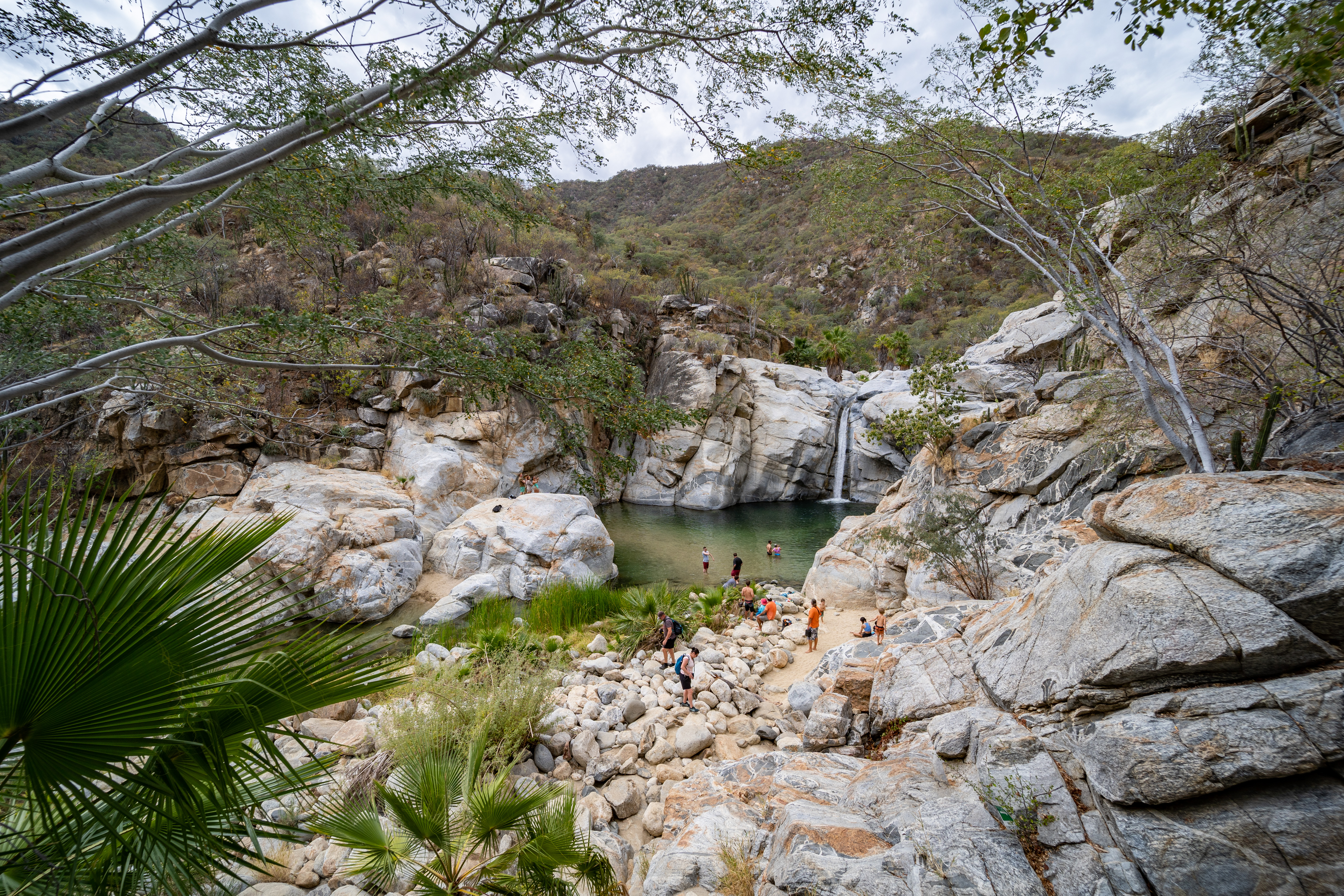 Hiking to the Fox Canyon 