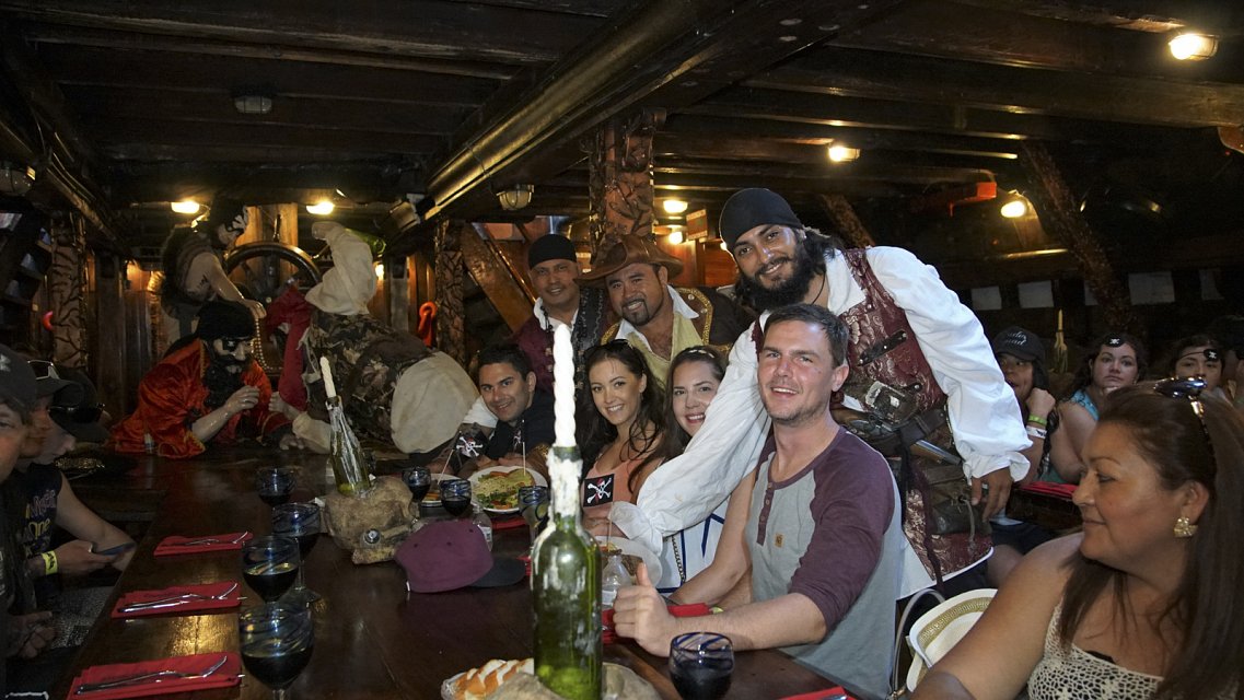 Piratas de la Bahia Premium