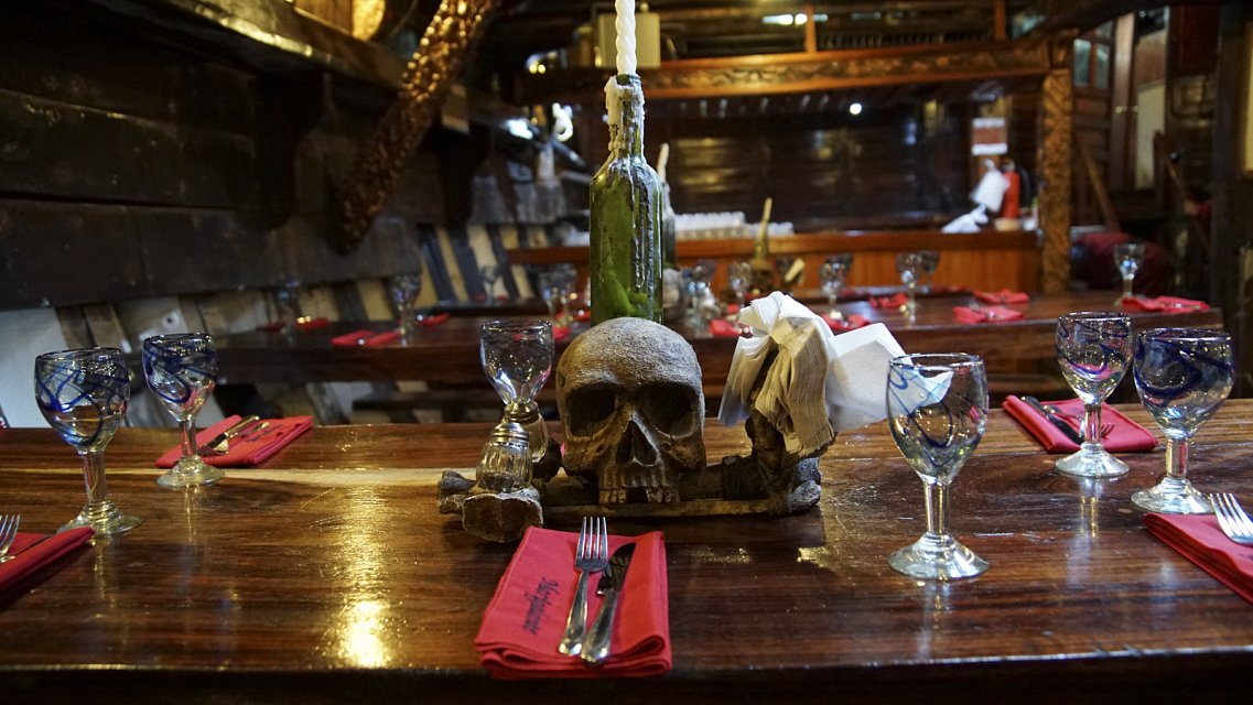 Piratas de la Bahia Premium