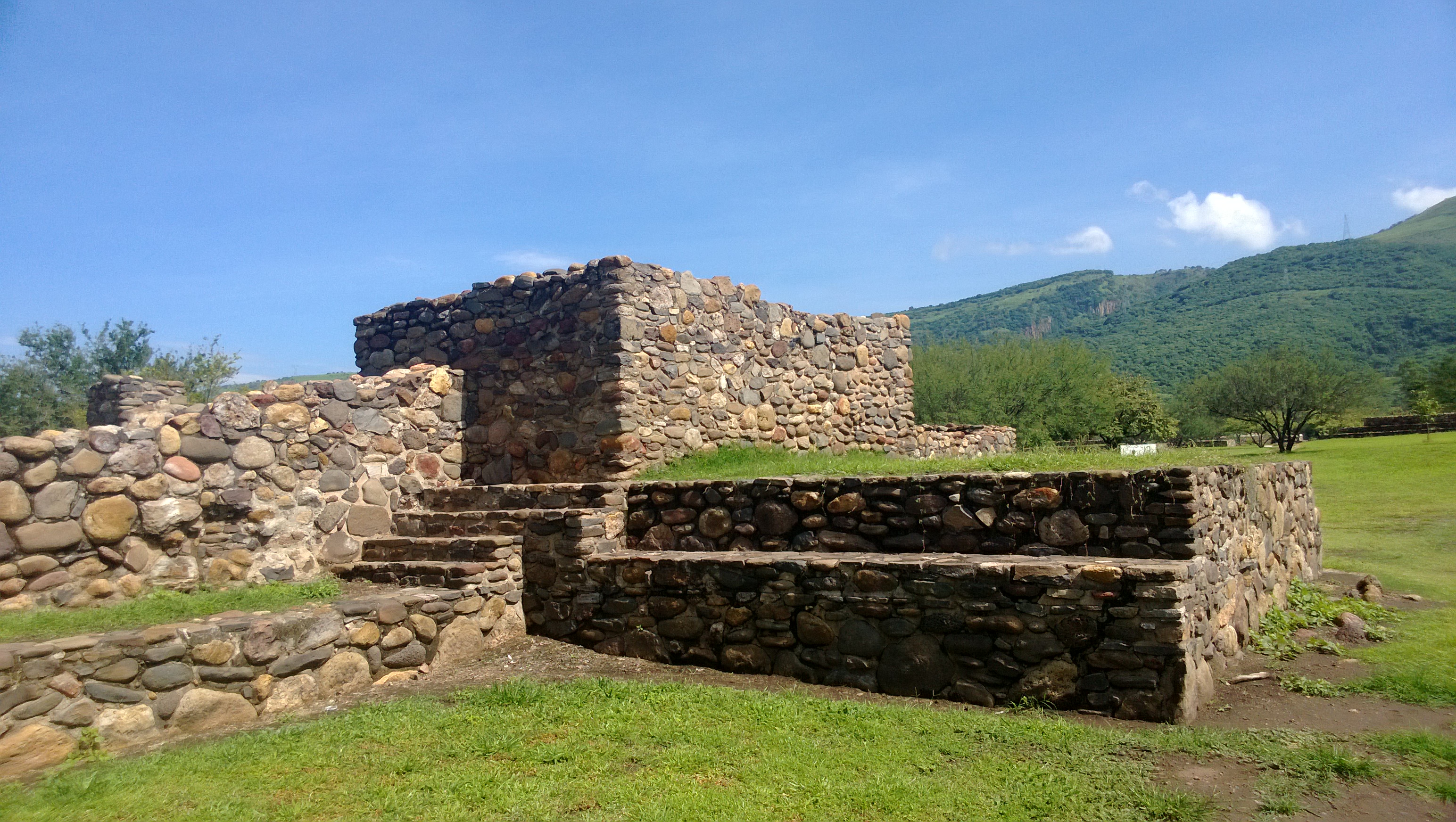 Mascota / Guachimontones 