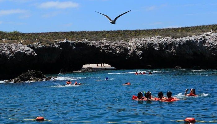 Islas Marietas Tour