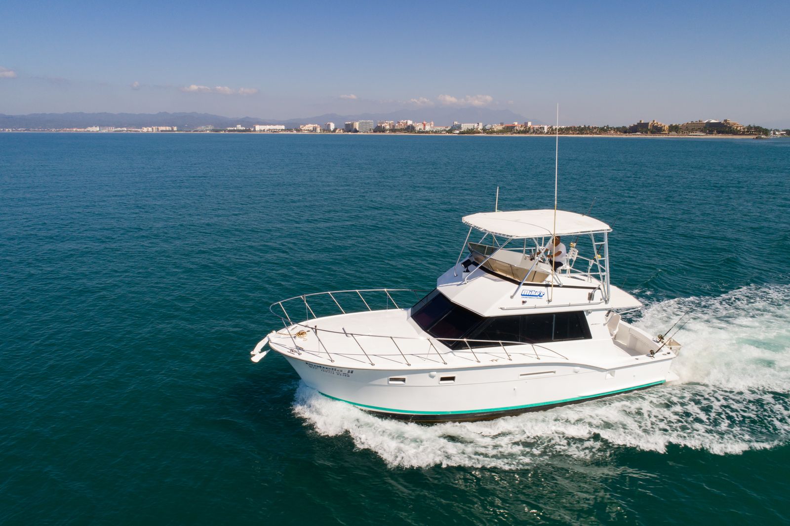 Isabella II 42"|7 pax max