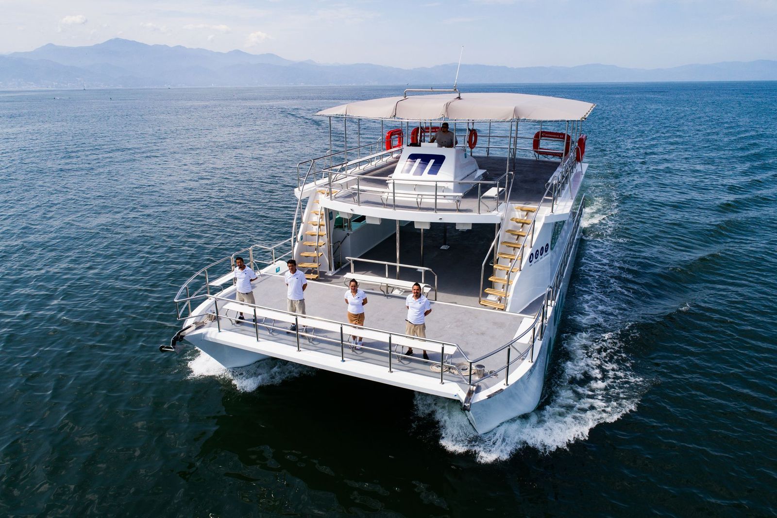  Canuwa II 72" | 40 pax max